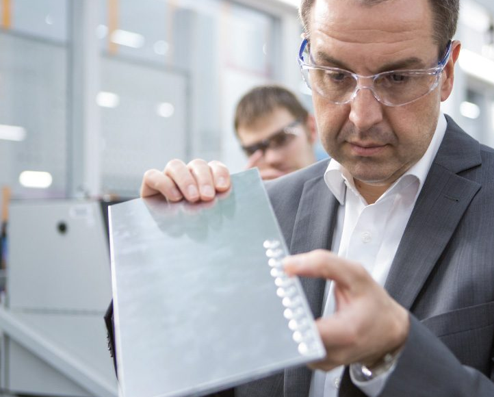 2018年南京國際縫制設(shè)備博覽會于日前盛大開幕，智能化設(shè)備廣